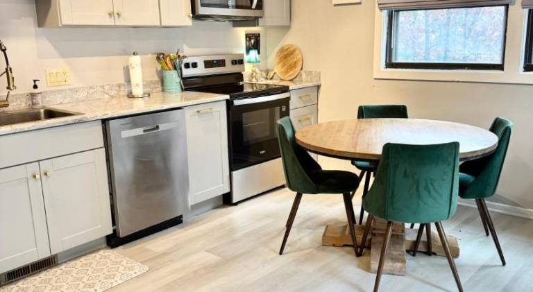 Wonderful vacation home with jacuzzi | Pets allowed — photo 2
