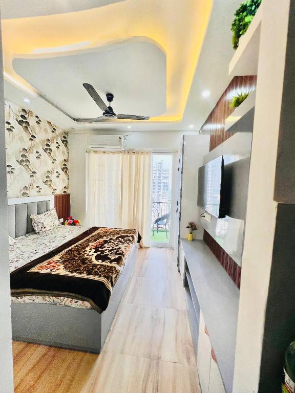 Love Nest & Stay — photo 2