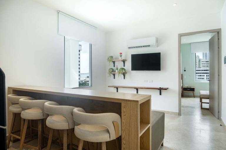 w Trendy 2BR in the Heart of Bocagrande