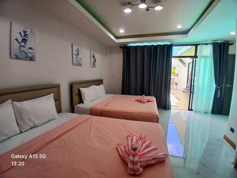 Large private pool villa, 650 m from Mae Rumphueng beach — photo 2