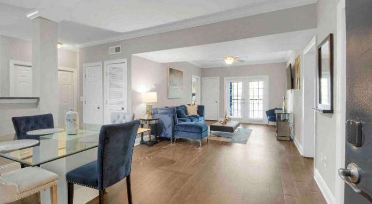 Rental apartment | Next to Bank of America Plaza — photo 2