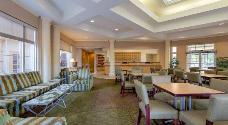 La Quinta Inn & Suites by Wyndham Lakeland West — photo 3