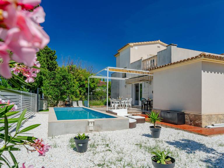 Ferienhaus mit Pool in Dénia, Costa Blanca f&uuml;r max. 4 Personen