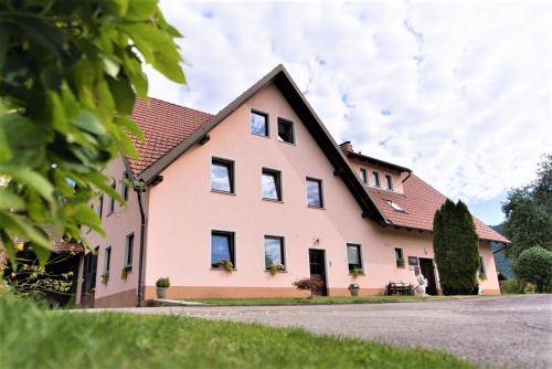 Prenočišče z zajtrkom Spodnja Idrija