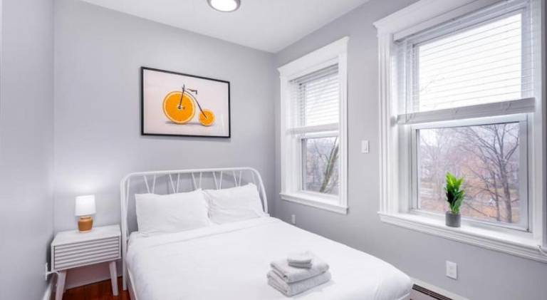Apartment with 1 room for 2 persons in Cambridge, ON