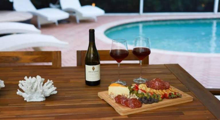 The Utopia Resort Dream Pool BBQ Outdoor Dining in West Palm Beach, FL
