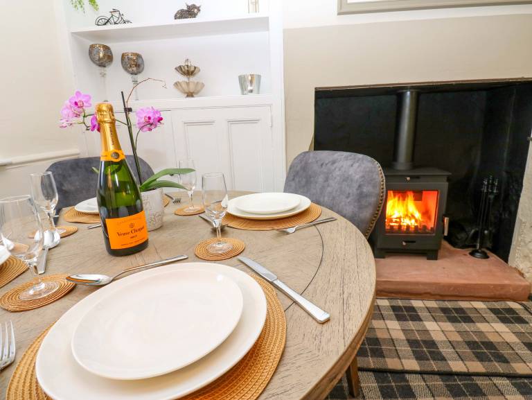 Child-friendly cottage with yard | Pet-friendly — photo 5