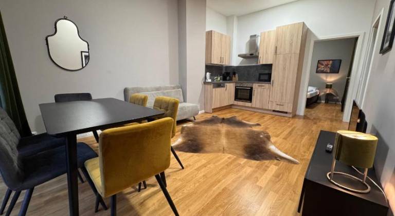 Nice rental apartment with yard & patio | Pet-friendly — photo 3