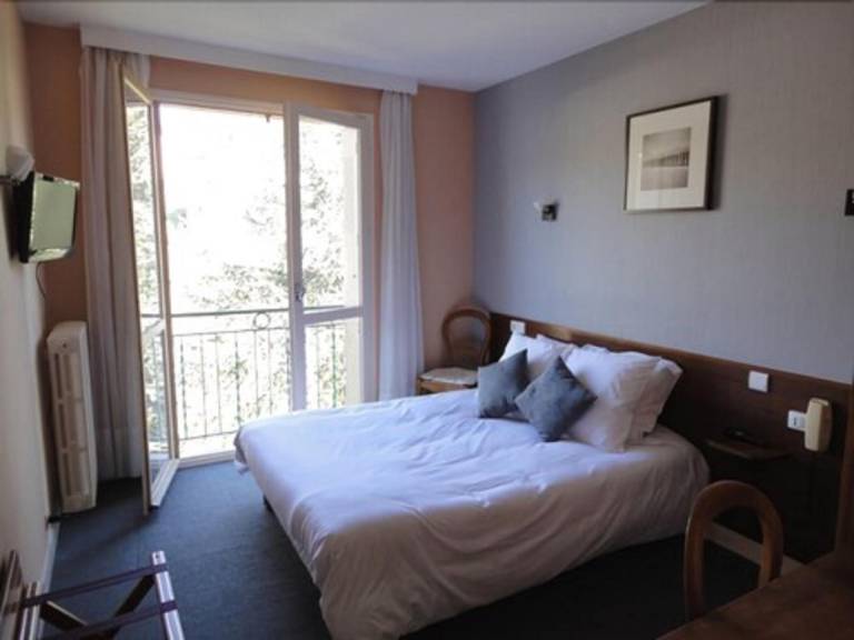 Logis Hotel AMBROISE — photo 2