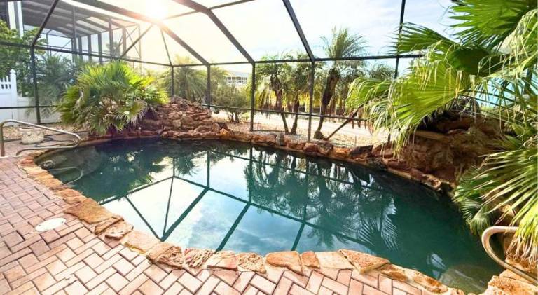 Fort Myers Beach 2 Bedroom 2 Bathroom Home Duplex — photo 3