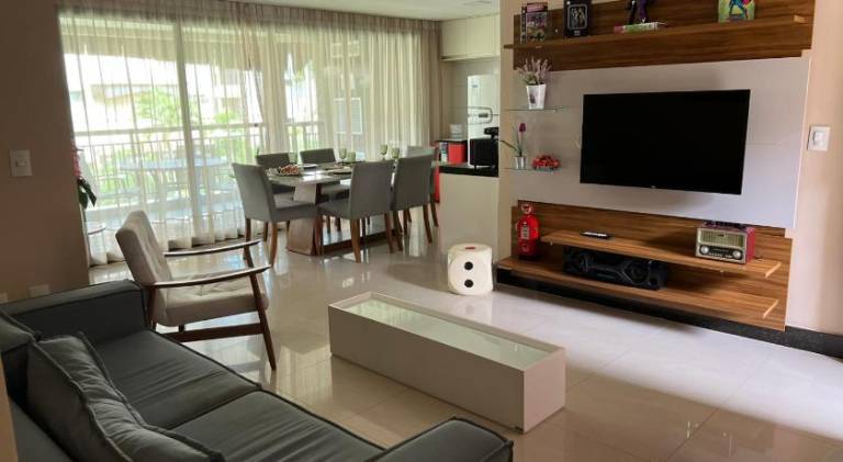 Apartment with pool & jacuzzi — photo 2