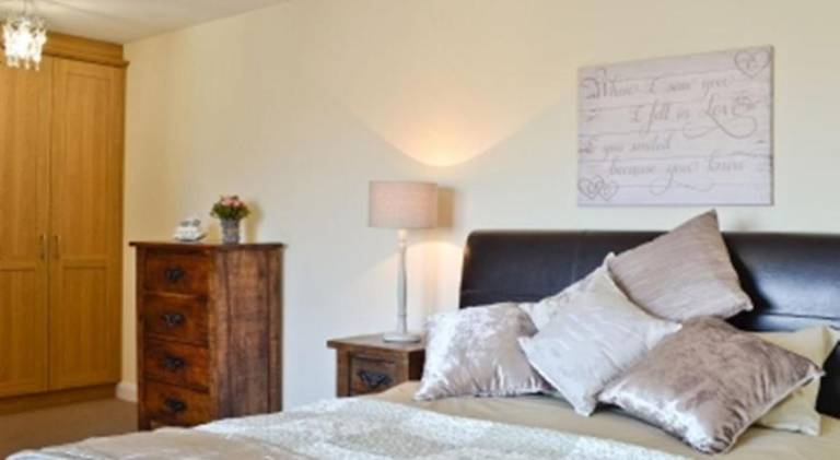 Rental apartment with 2 rooms for 6 persons in Troon