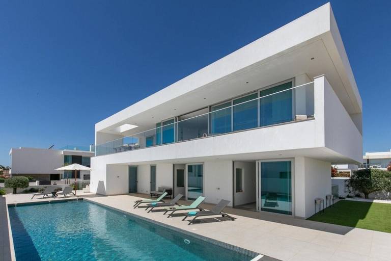 Villa Lagos