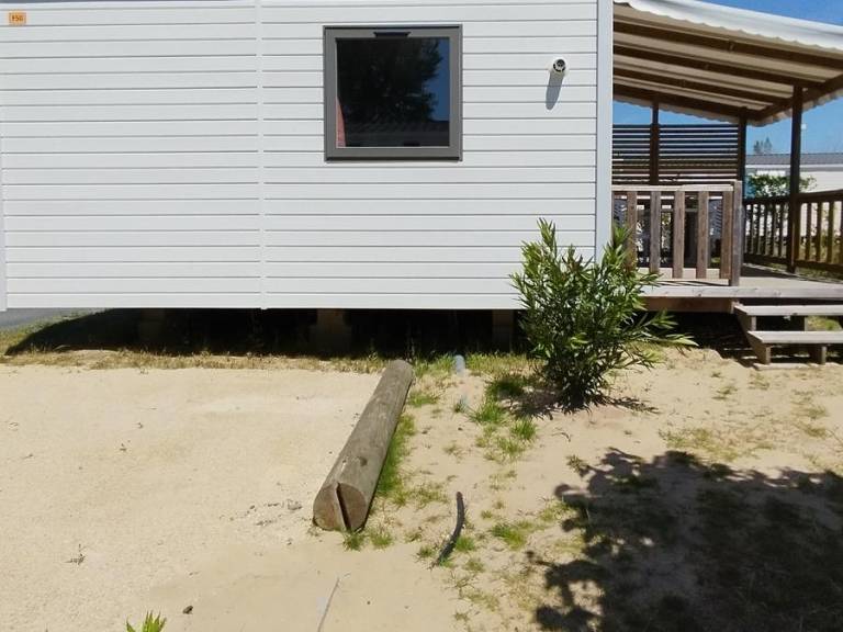 Mobile home with heated pool, grill & patio — photo 5