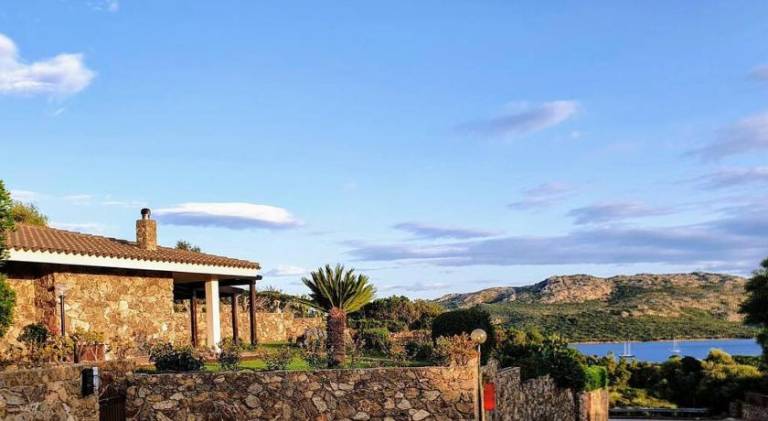 Nice villa | Close to the beach | Pets allowed in Palau