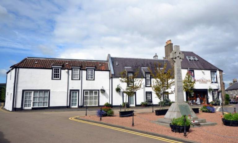 Lomond Hills Hotel