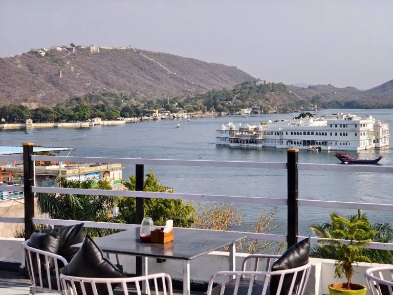 Hotel Lake Star Bistro in Udaipur