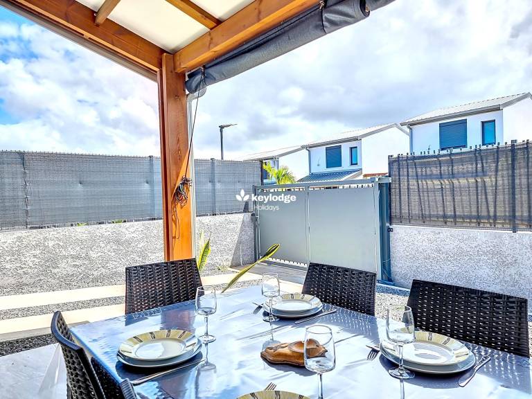 Ferienhaus in Pierrefonds, Ravine des Cabris f&uuml;r max. 4 Personen