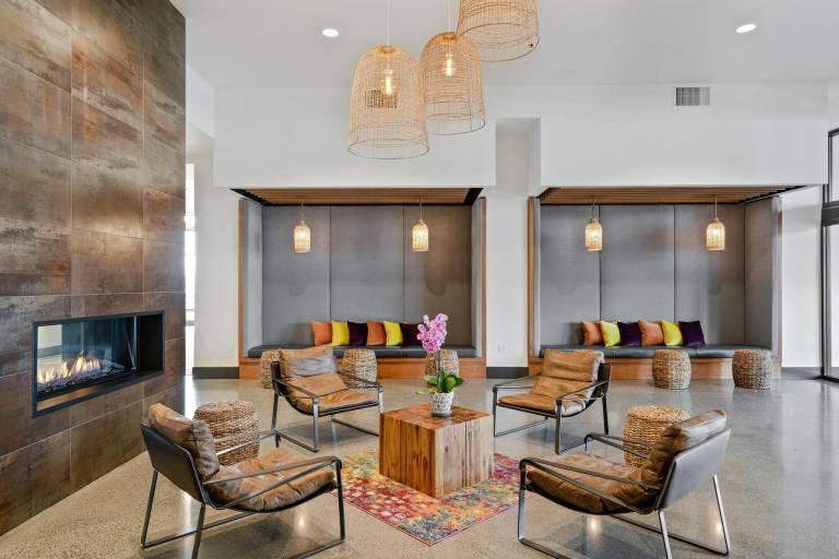 Hotel Indigo Everett - Waterfront Place By IHG — photo 3