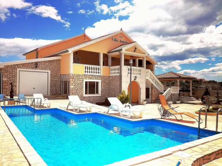 Villa Donji Lepuri