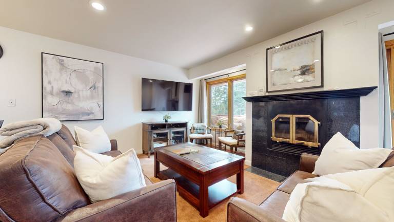 Big condo with sauna, hot tub & barbeque | Mountain view | Close to the ski | Dogs allowed — photo 4