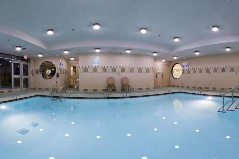 Holiday Inn Hotel & Suites Surrey East Cloverdale by IHG
