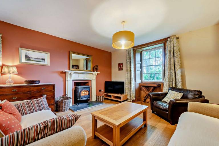 Fully equipped lovely cottage with garden | Pets allowed — photo 3