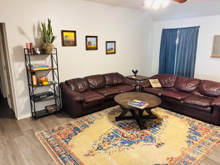 Children-friendly vacation home with yard | Pet-friendly in Oklahoma City, OK