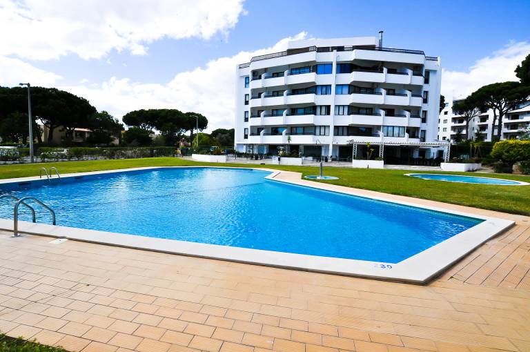 Fully equipped holiday apartment with pool | Pets allowed in Loulé