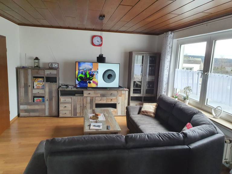House with barbecue & patio in Winterberg