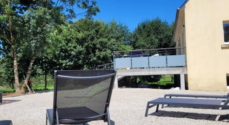 Beautiful house with terrace, barbecue & yard | Perfect for remote work | Pets are welcome in Morlaix