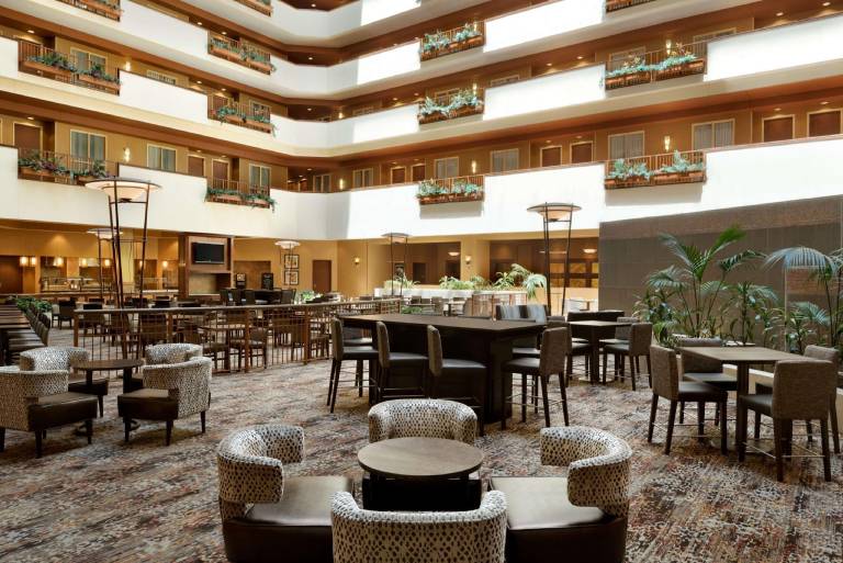 Embassy Suites by Hilton East Peoria Riverfront Hotel & Conference Center — photo 2