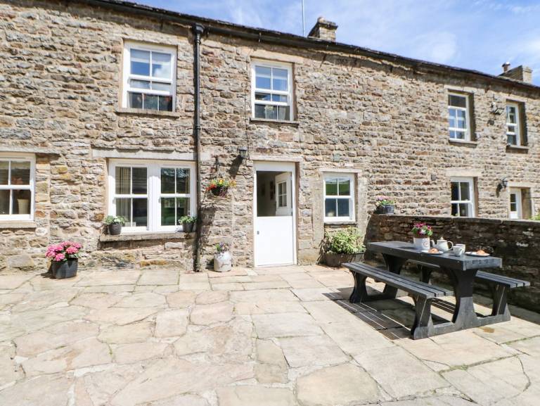 Cottage  Langthwaite