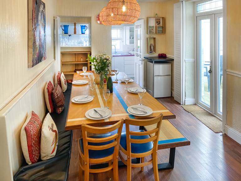 Child-friendly cottage with yard | Beach nearby | Dogs allowed — photo 4