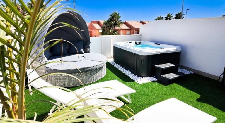Fully equipped lovely villa with yard, barbeque & patio | Pet-friendly in Murcia