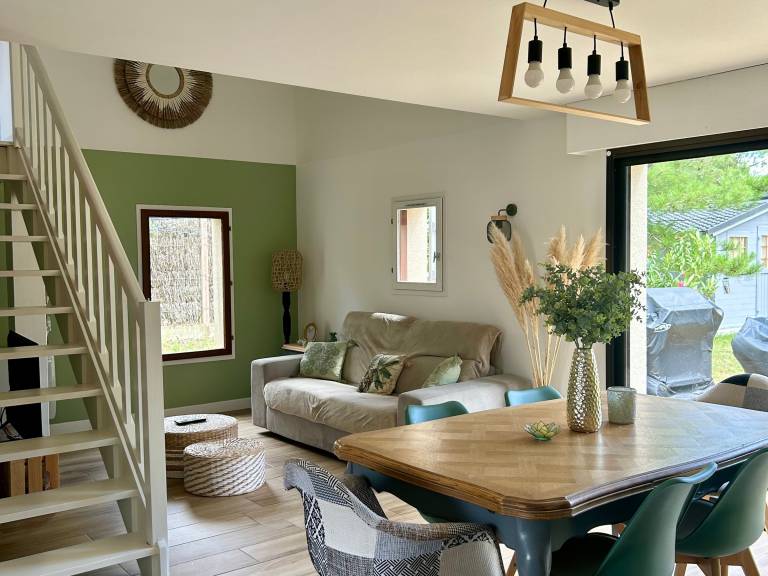 House with barbeque & garden — photo 3