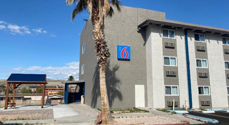 Motel 6 Bullhead City, AZ — photo 3