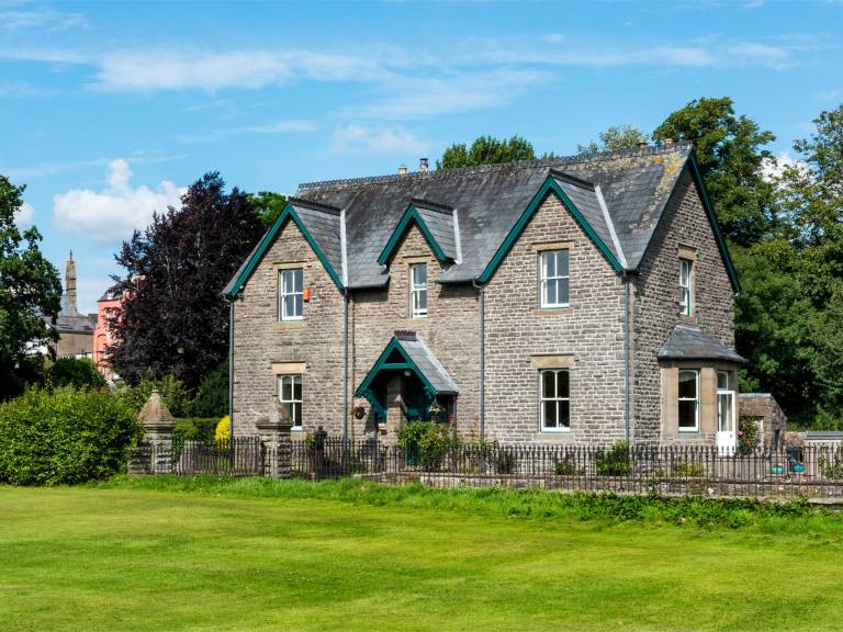 Cottage  Brecon
