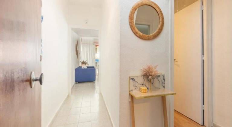 Apartment with terrace — photo 4