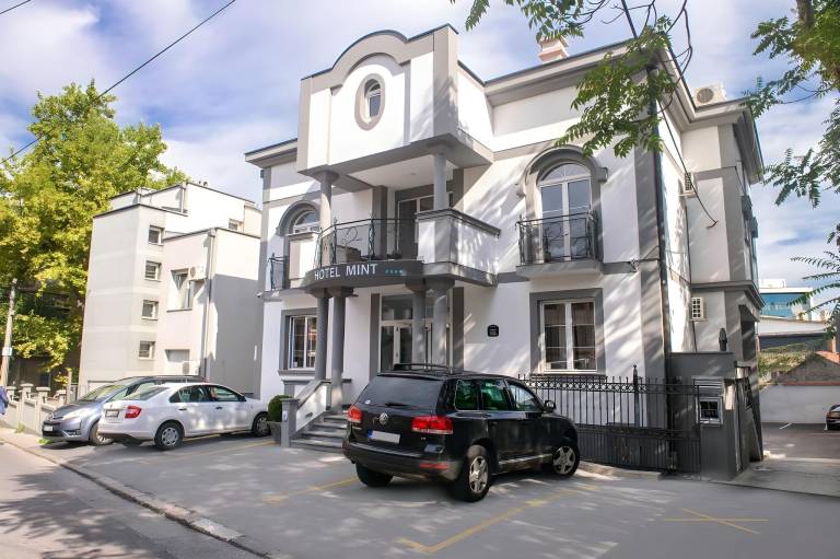 Garni Hotel Mint in Belgrade