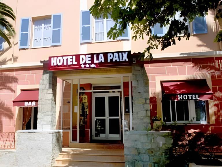 Hotel de La Paix in Corte