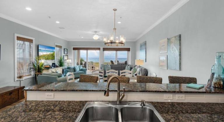 Vacation home with jacuzzi | Beach nearby | Dogs allowed — photo 4