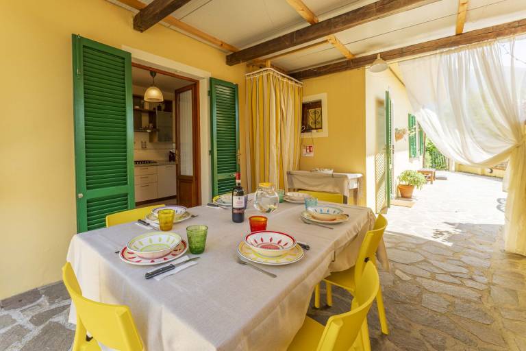 Fully equipped spacious rental with yard, terrace & private pool | Pet-friendly — photo 2