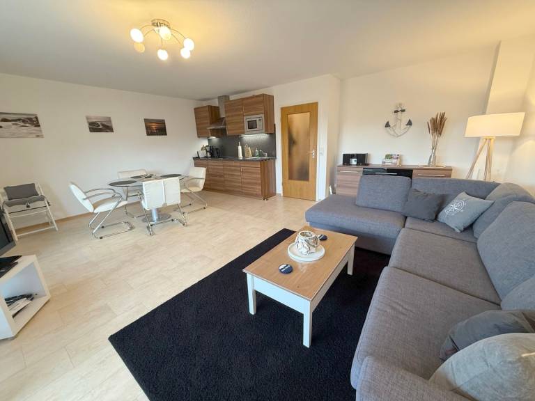 Komfortable Ferienwohnung mit überdachtem Balkon, nah am Strand von Grömitz — photo 2