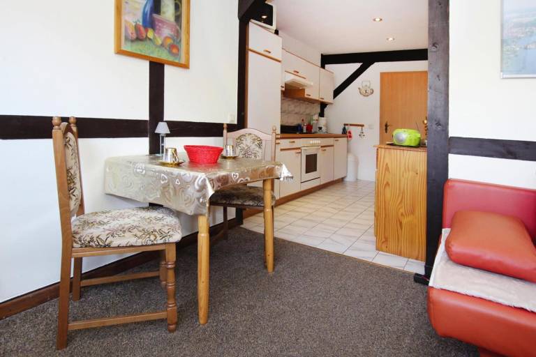 Charming holiday apartment with terrace, yard & grill | Pets are welcome — photo 3