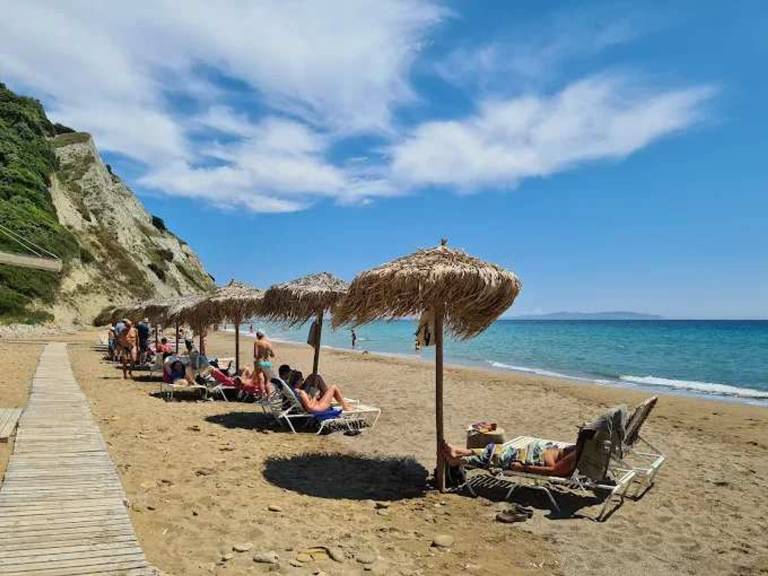 Corfu Frodo Studios Steps Away from the beach — photo 2