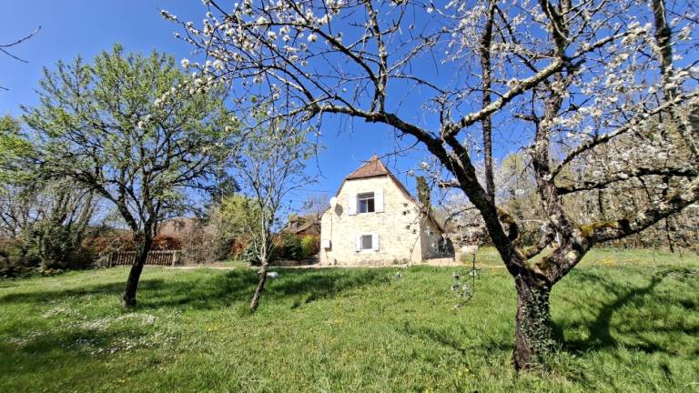 Ample gite with terrace, garden & private pool | River view | Pet-friendly — photo 3