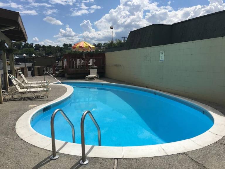 Cedars Inn Lewiston — photo 4