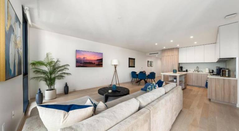 The Sapphire Nest - Spectacular Rooftop Amenities Ocean views 2BR — photo 4