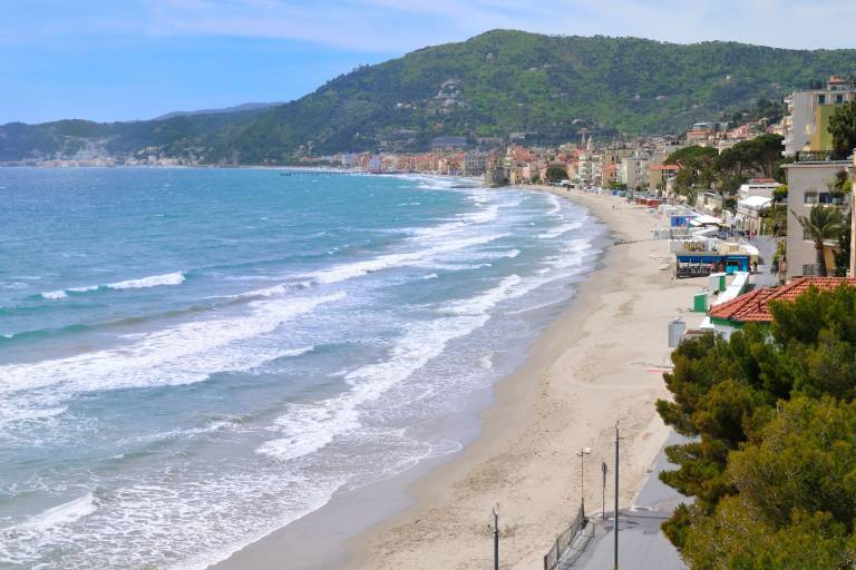 Appartamento Villanova D'albenga